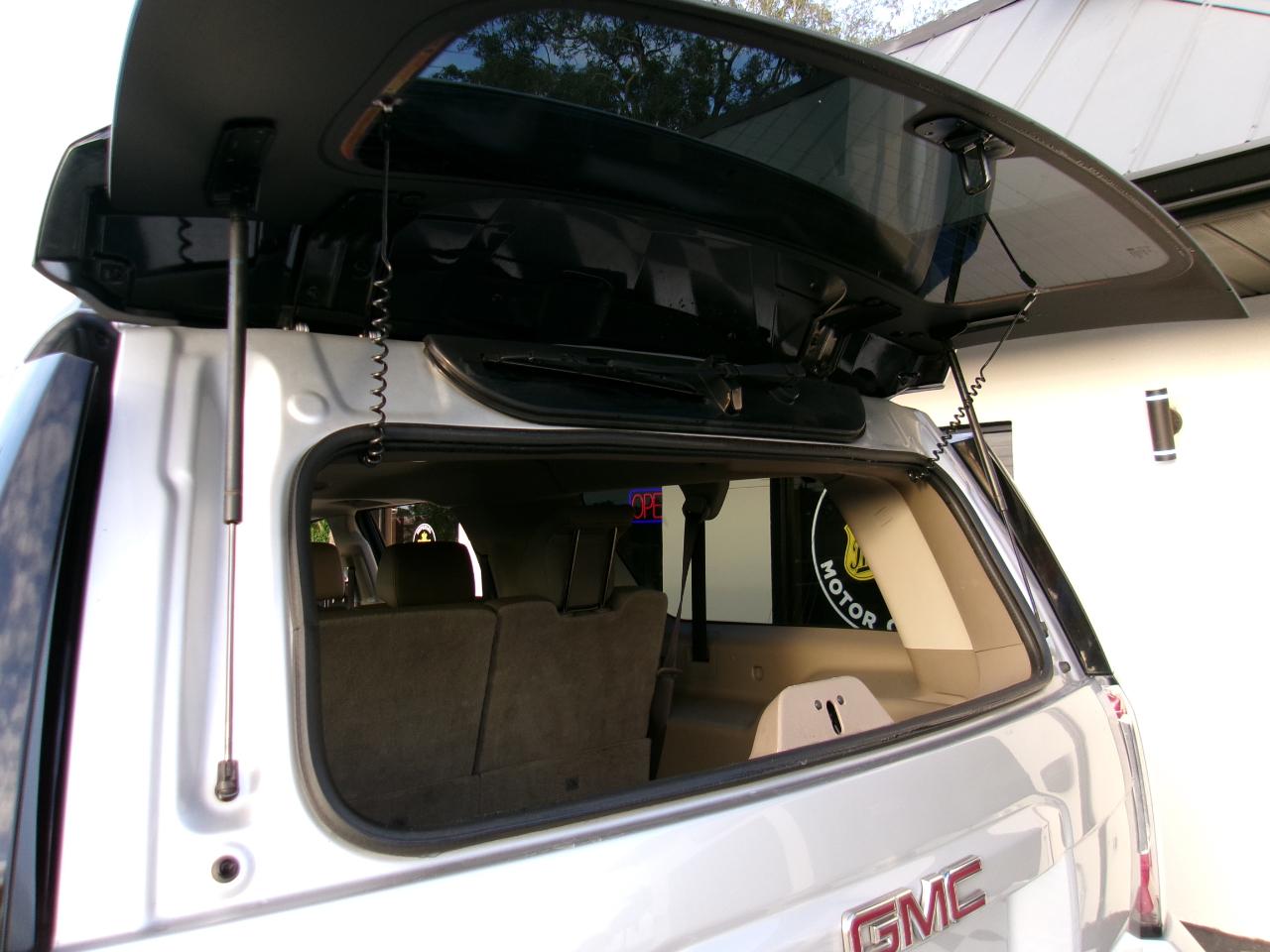 GMC Yukon XL SLT 2WD 2019