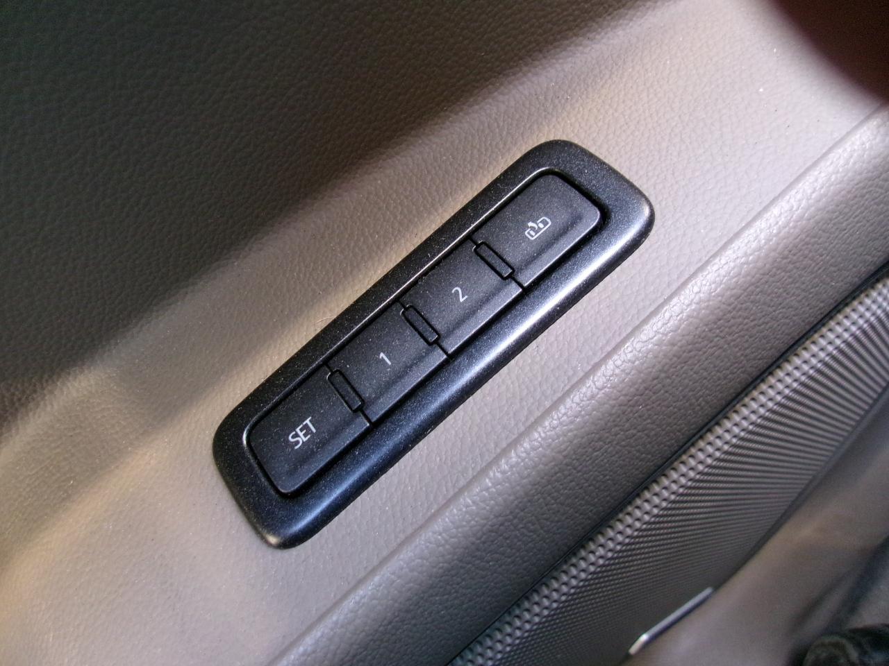 GMC Yukon XL SLT 2WD 2019