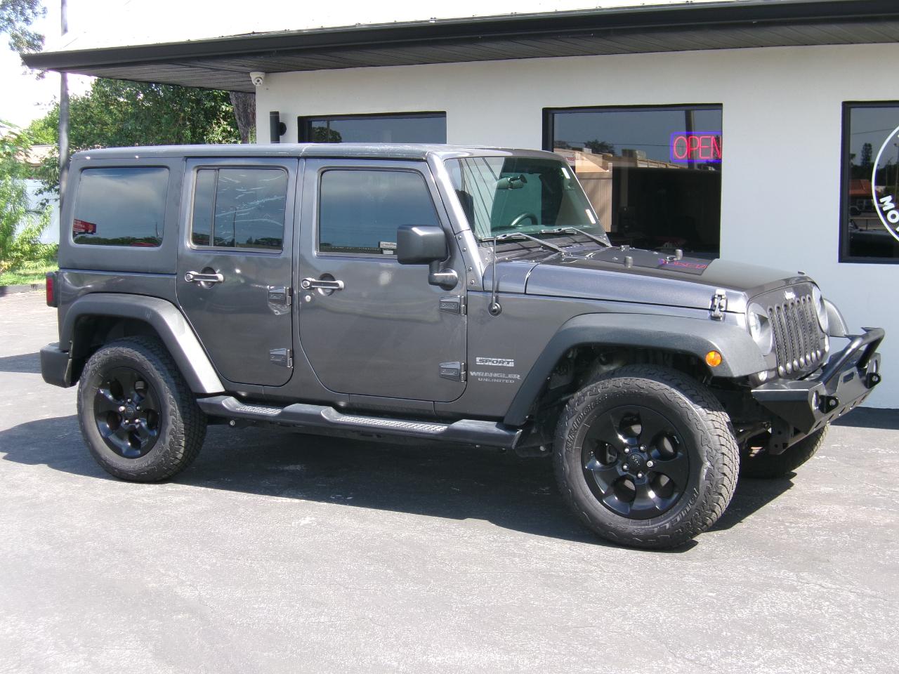 Jeep Wrangler Unlimited Sport 4WD 2016