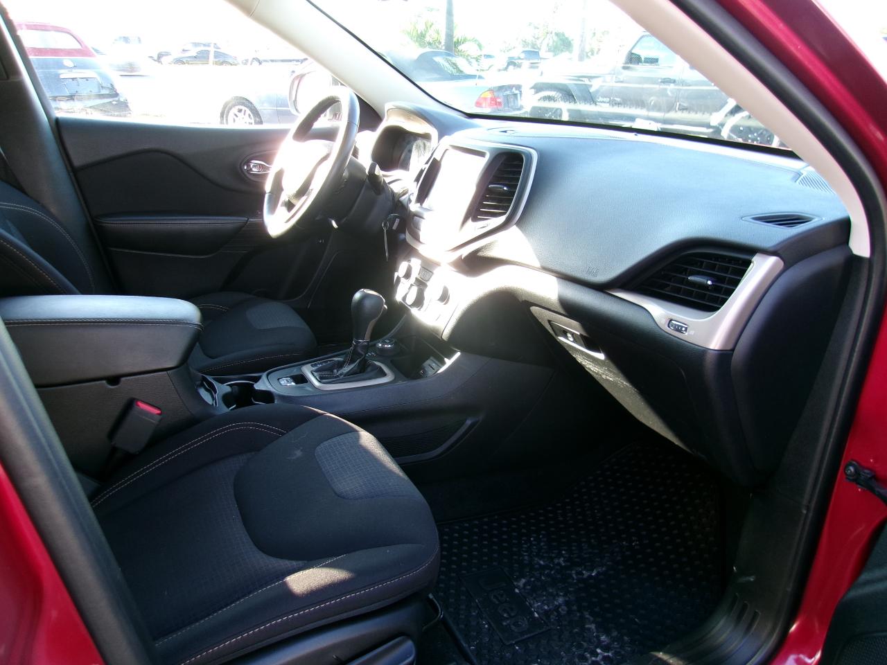 Jeep Cherokee Latitude 4WD 2017