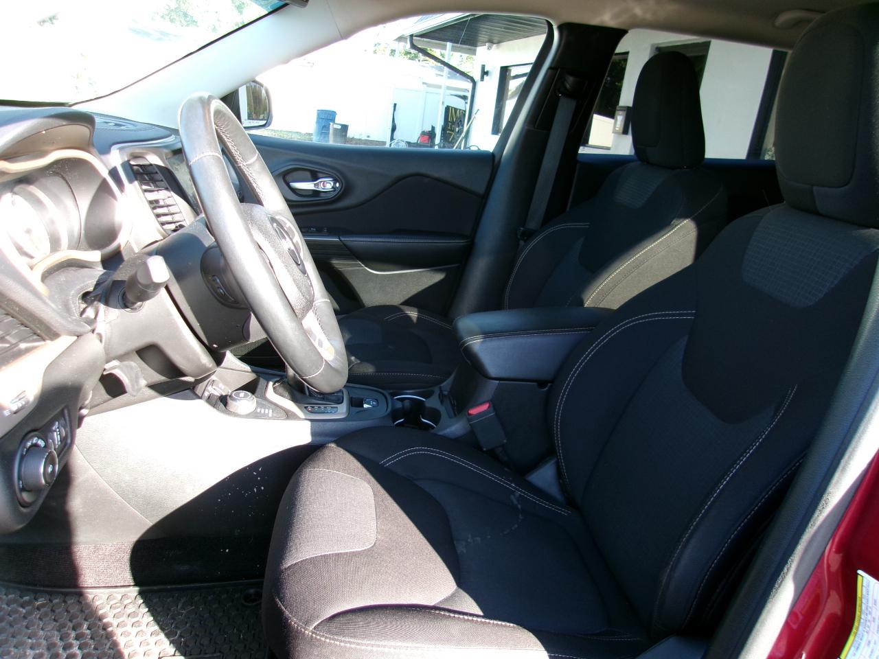Jeep Cherokee Latitude 4WD 2017