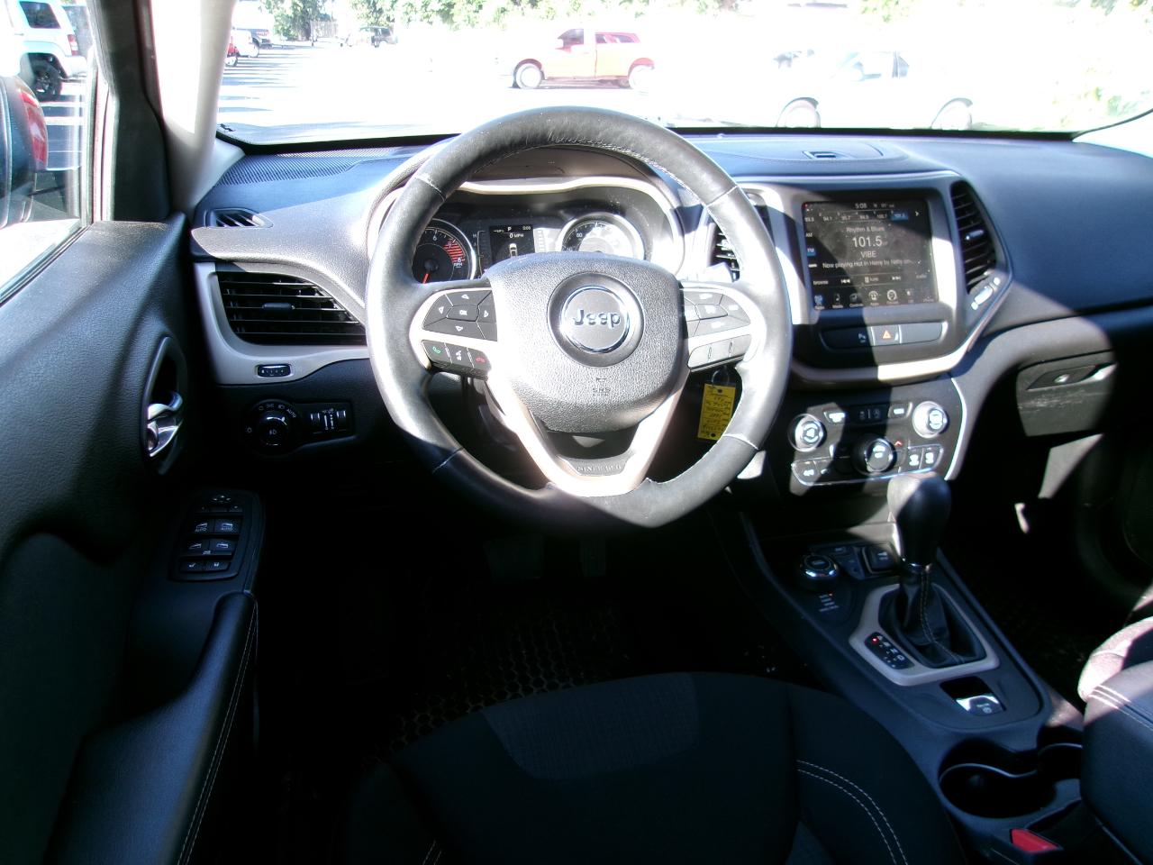 Jeep Cherokee Latitude 4WD 2017
