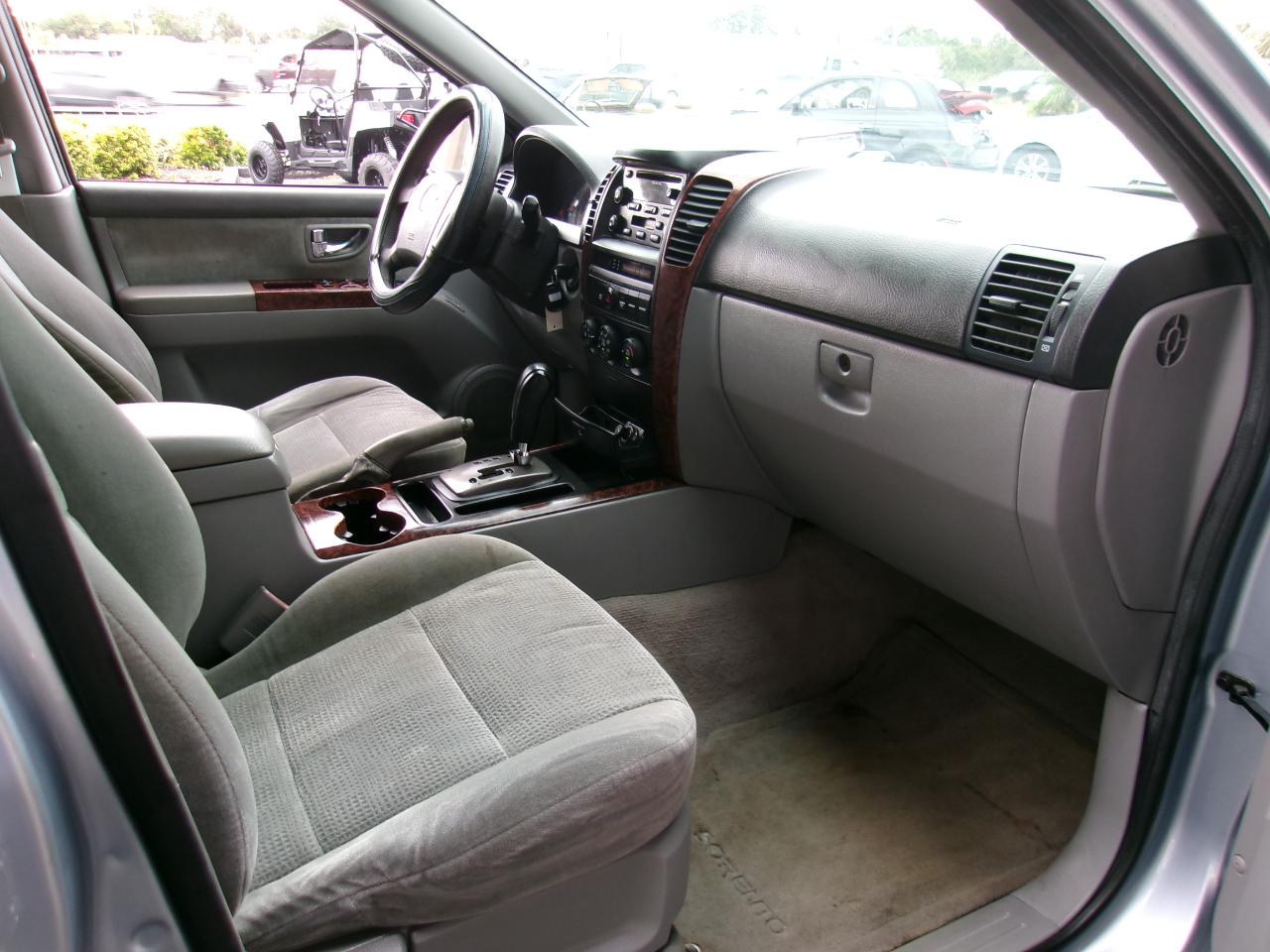 Kia Sorento EX 2WD 2005