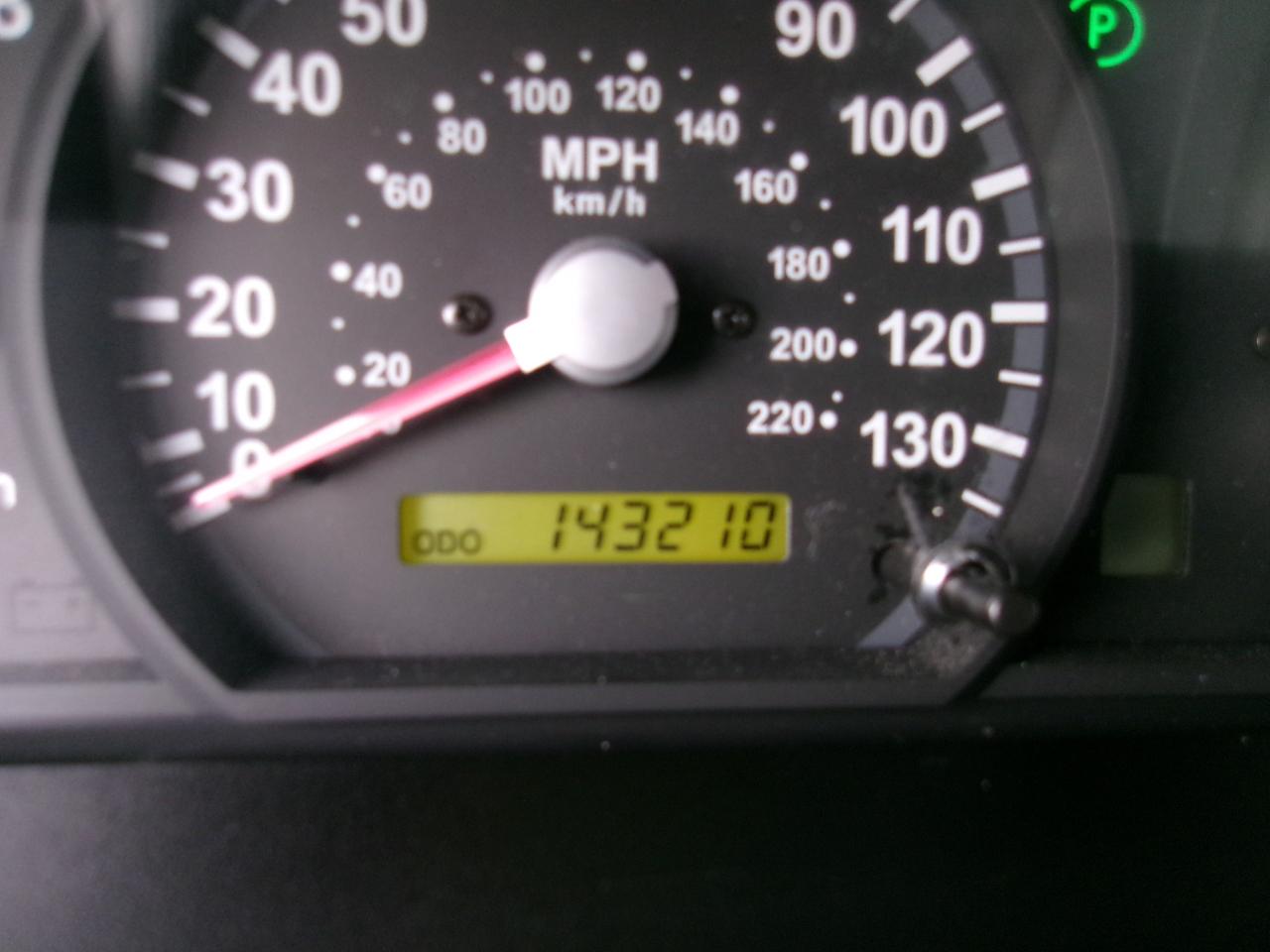 Kia Sorento EX 2WD 2005