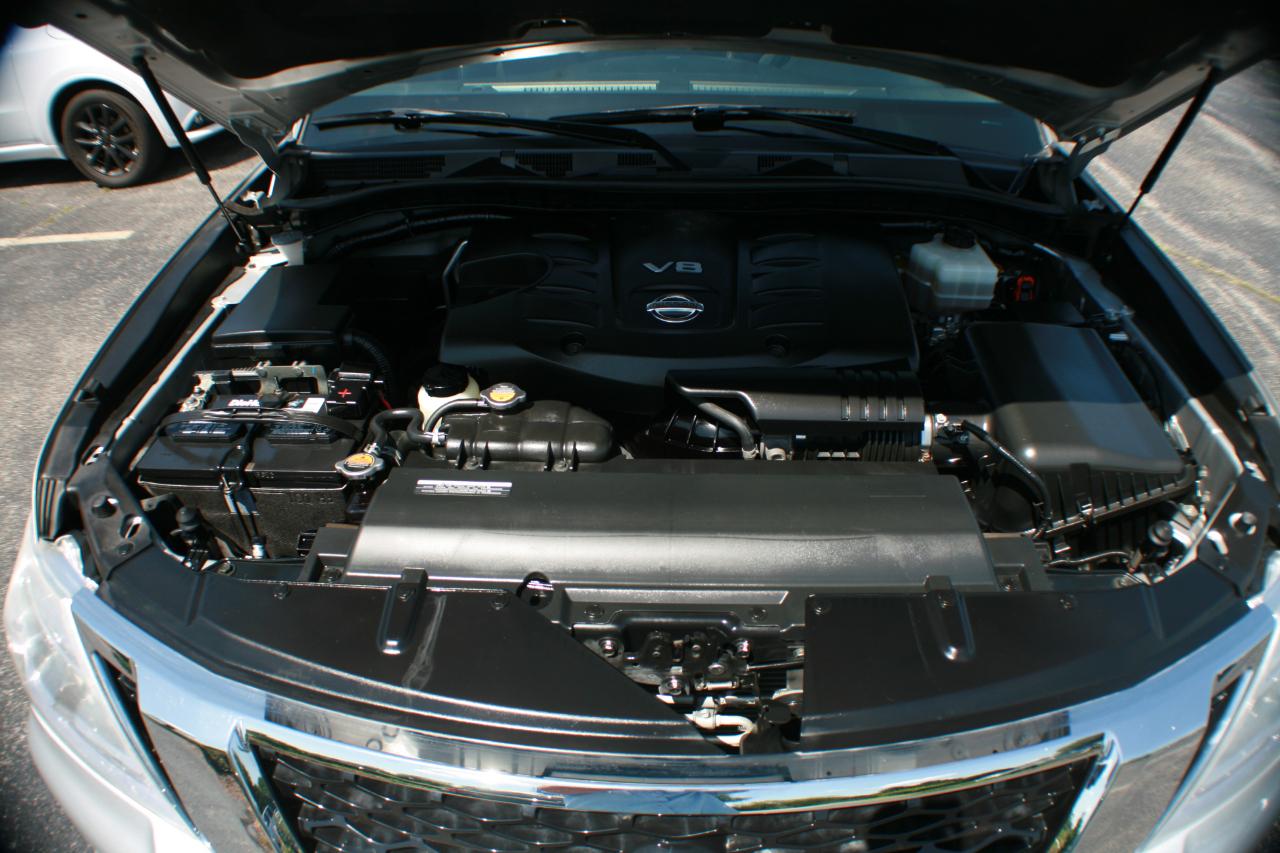 2017 Nissan Armada SL - Photo 19