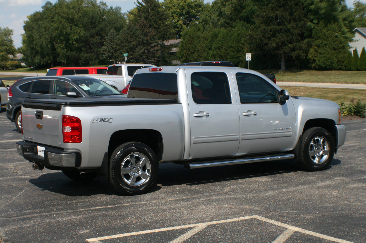 Chevrolet Silverado 1500 LTZ Crew Cab 4WD 2013 Chevrolet Silverado 1500 LTZ Crew Cab 4WD 2013