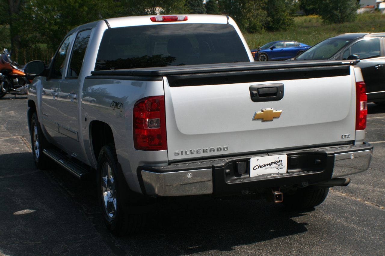 Chevrolet Silverado 1500 LTZ Crew Cab 4WD 2013 Chevrolet Silverado 1500 LTZ Crew Cab 4WD 2013