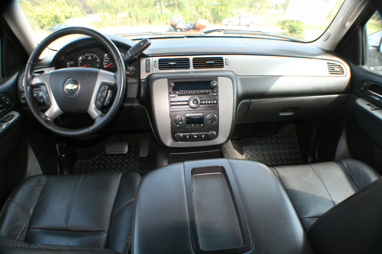 Chevrolet Silverado 1500 LTZ Crew Cab 4WD 2013 Chevrolet Silverado 1500 LTZ Crew Cab 4WD 2013