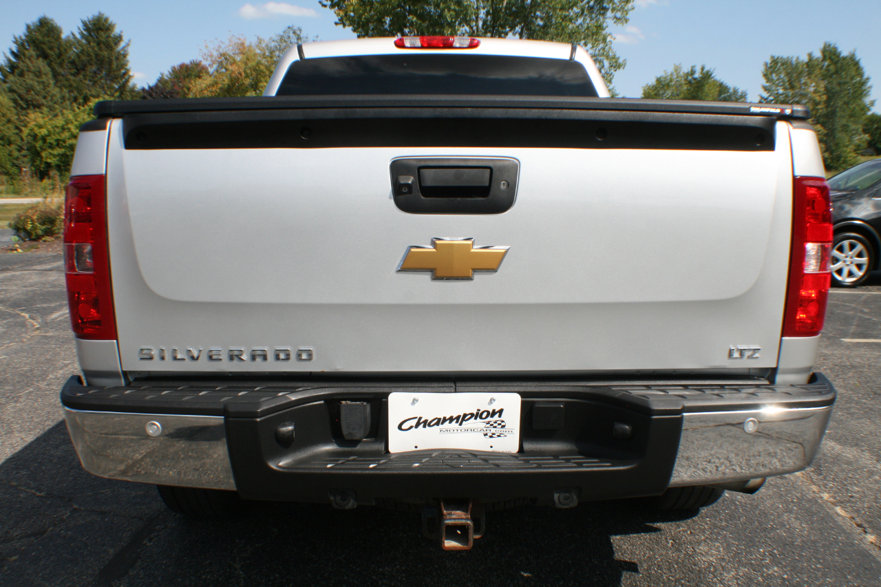 Chevrolet Silverado 1500 LTZ Crew Cab 4WD 2013 Chevrolet Silverado 1500 LTZ Crew Cab 4WD 2013