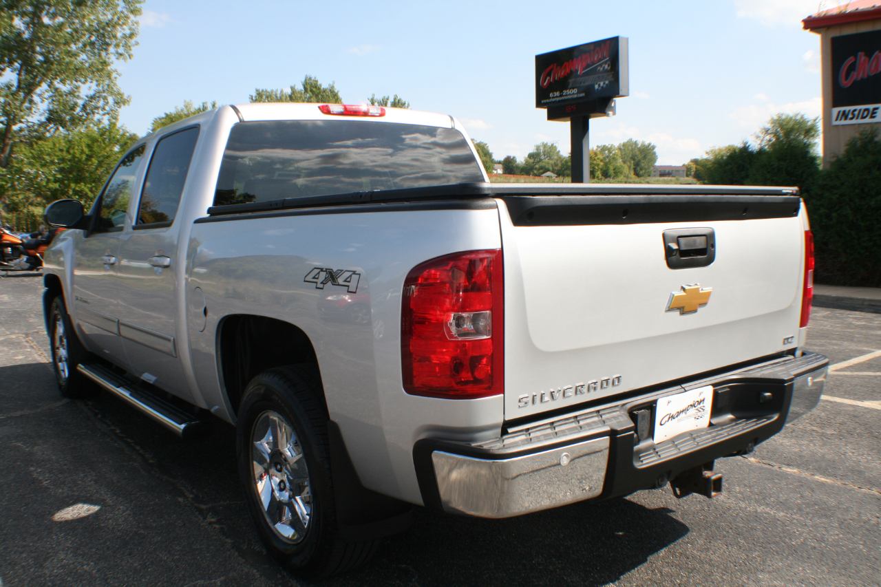 Chevrolet Silverado 1500 LTZ Crew Cab 4WD 2013 Chevrolet Silverado 1500 LTZ Crew Cab 4WD 2013