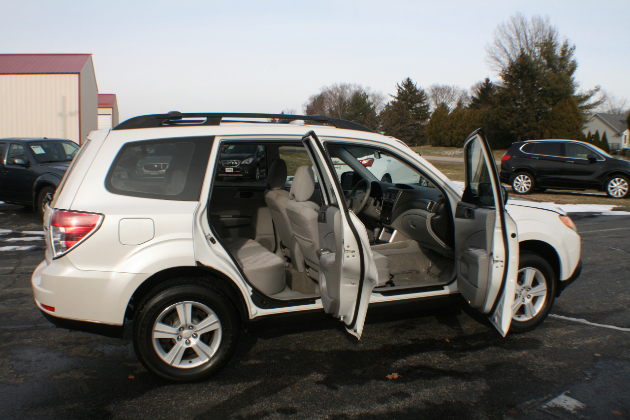 Subaru Forester 2.5XS 2010