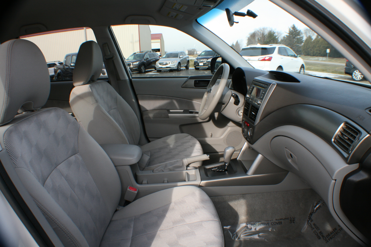 Subaru Forester 2.5XS 2010