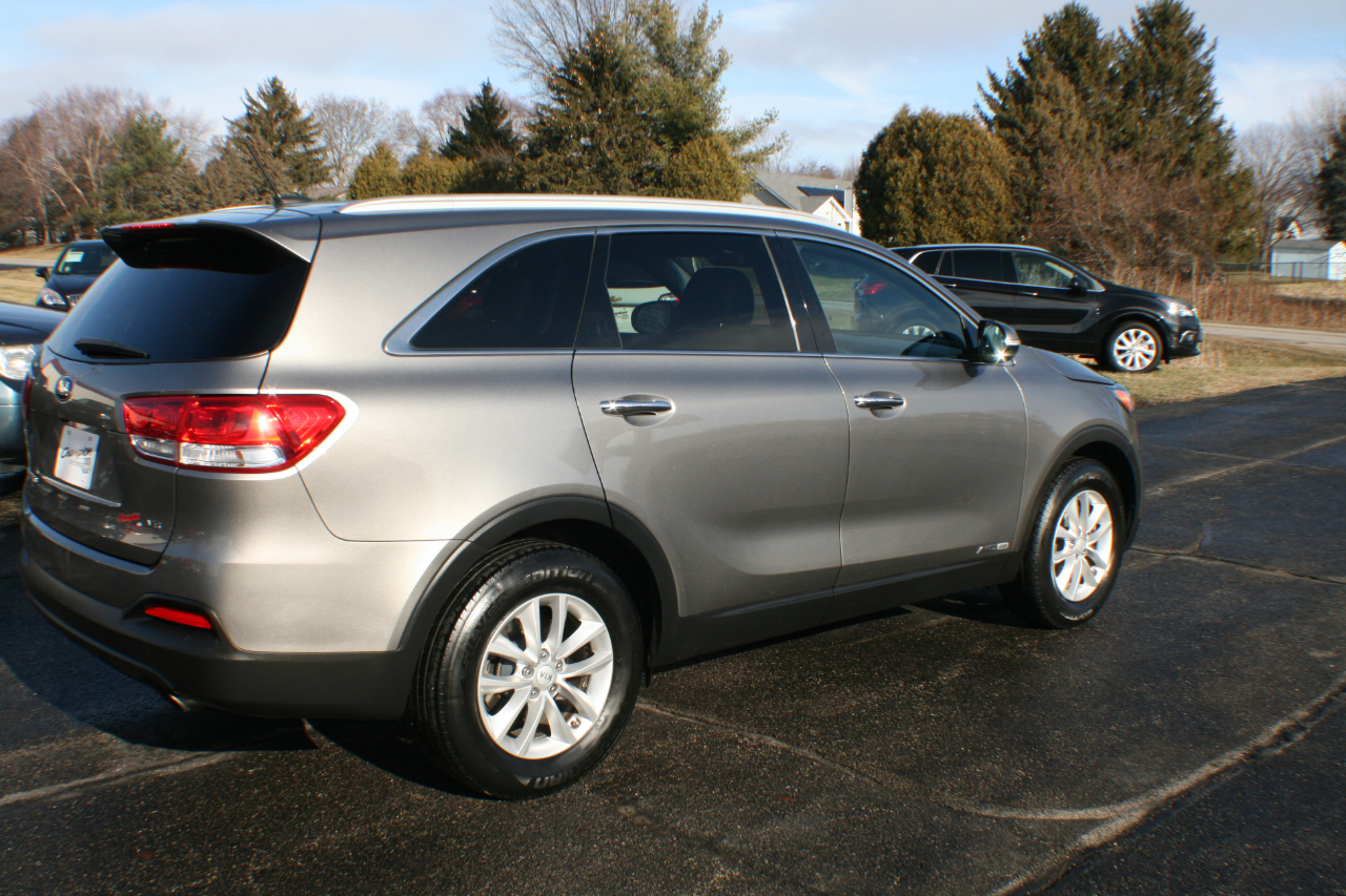 Kia Sorento LX V6 AWD 2016