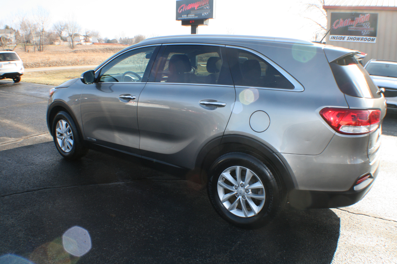 Kia Sorento LX V6 AWD 2016