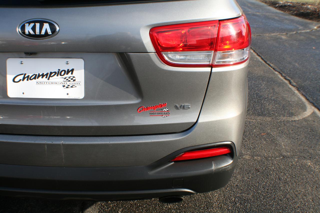 Kia Sorento LX V6 AWD 2016