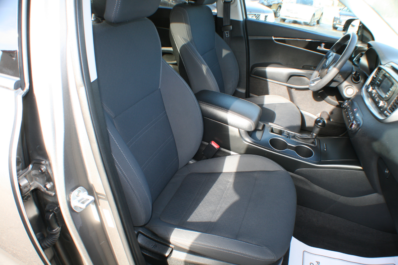 Kia Sorento LX V6 AWD 2016