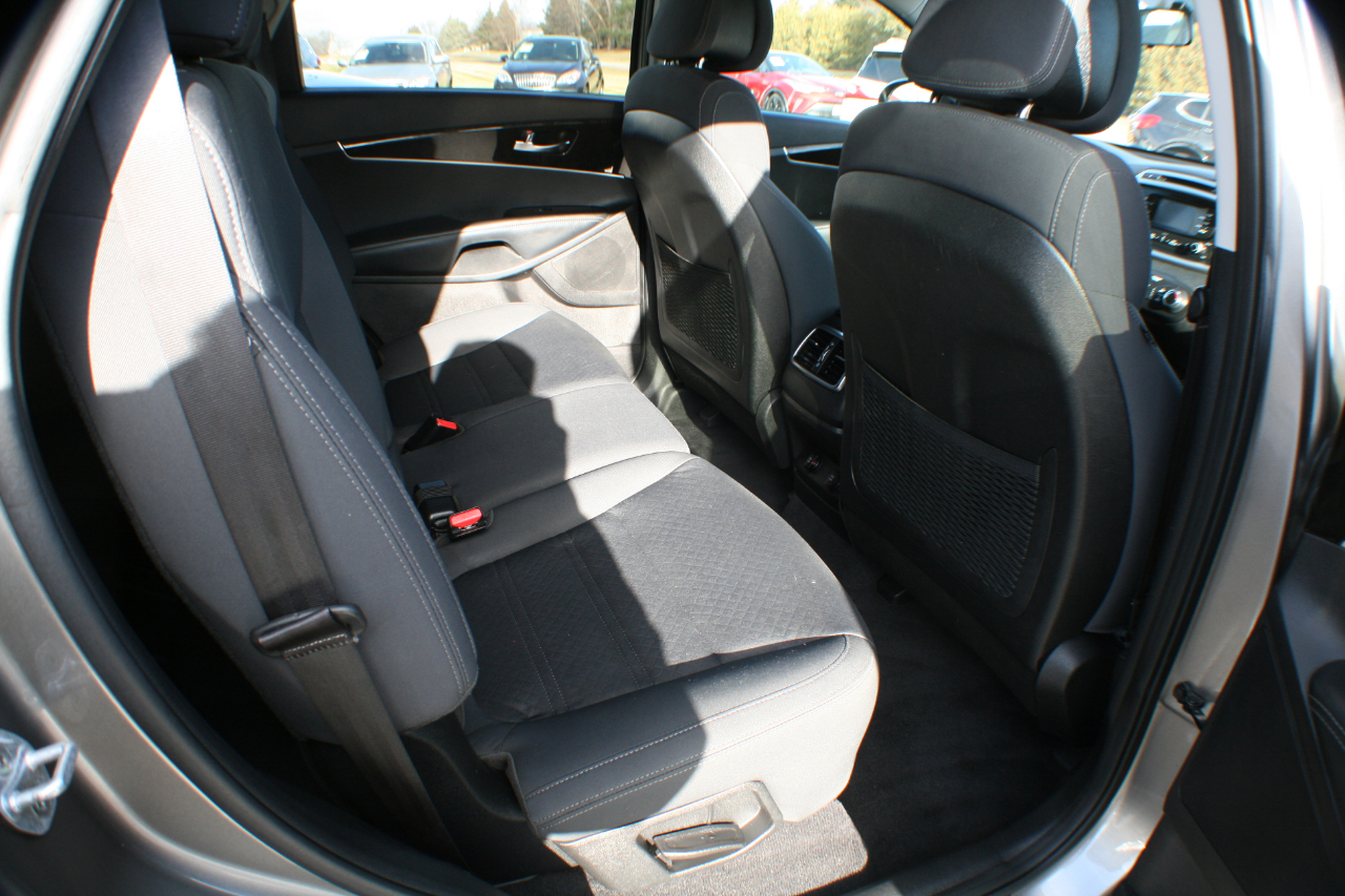 Kia Sorento LX V6 AWD 2016