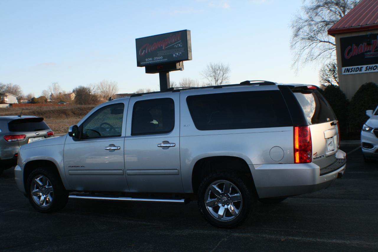 GMC Yukon XL SLT 1/2 Ton 4WD 2013