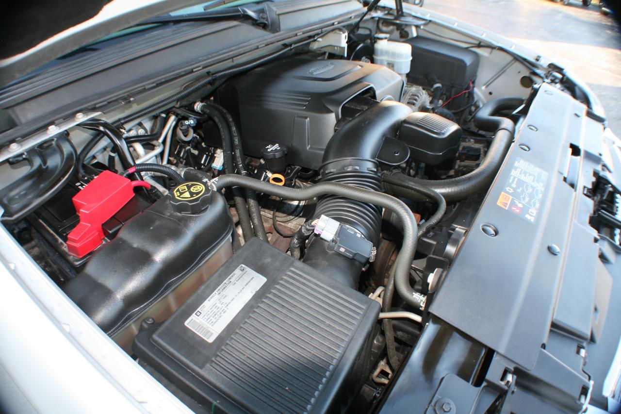 GMC Yukon XL SLT 1/2 Ton 4WD 2013