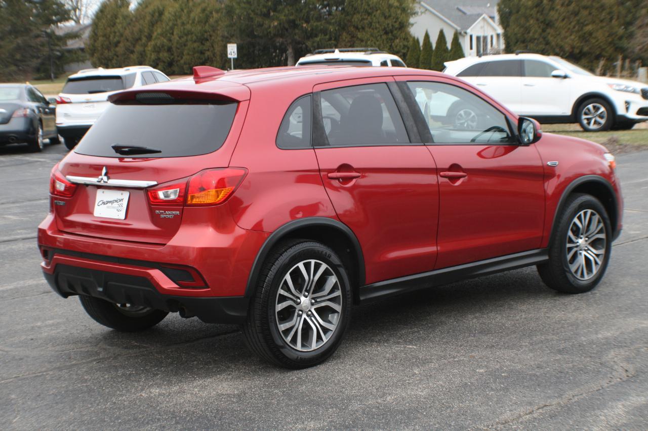 Mitsubishi Outlander Sport 2.0 ES 5M 2018
