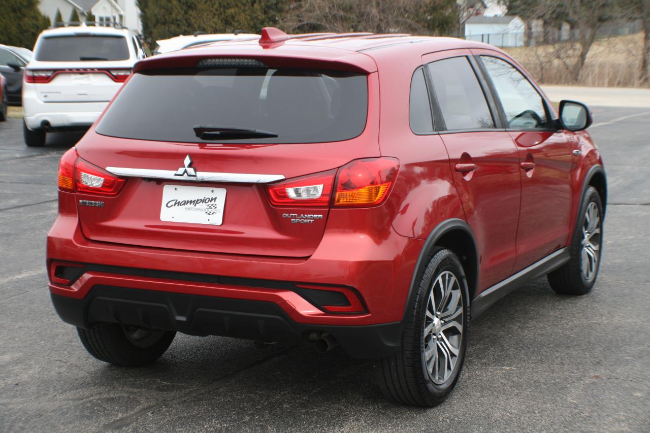 Mitsubishi Outlander Sport 2.0 ES 5M 2018