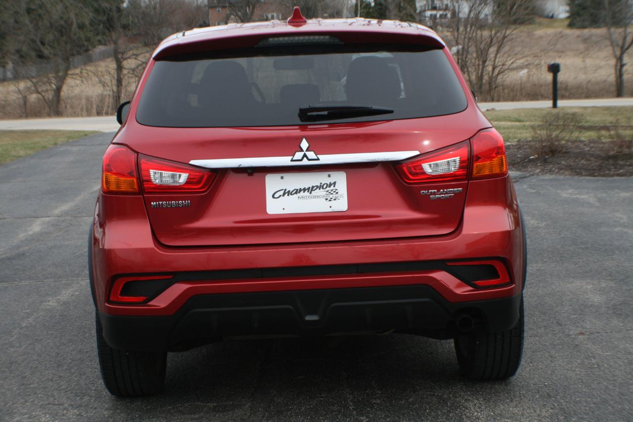 Mitsubishi Outlander Sport 2.0 ES 5M 2018