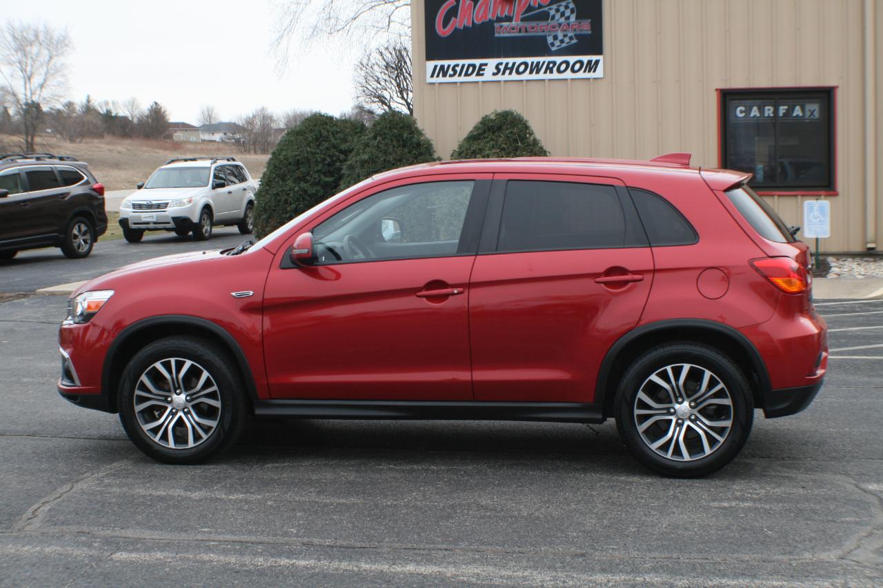 Mitsubishi Outlander Sport 2.0 ES 5M 2018