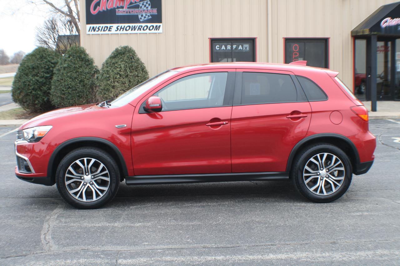 Mitsubishi Outlander Sport 2.0 ES 5M 2018