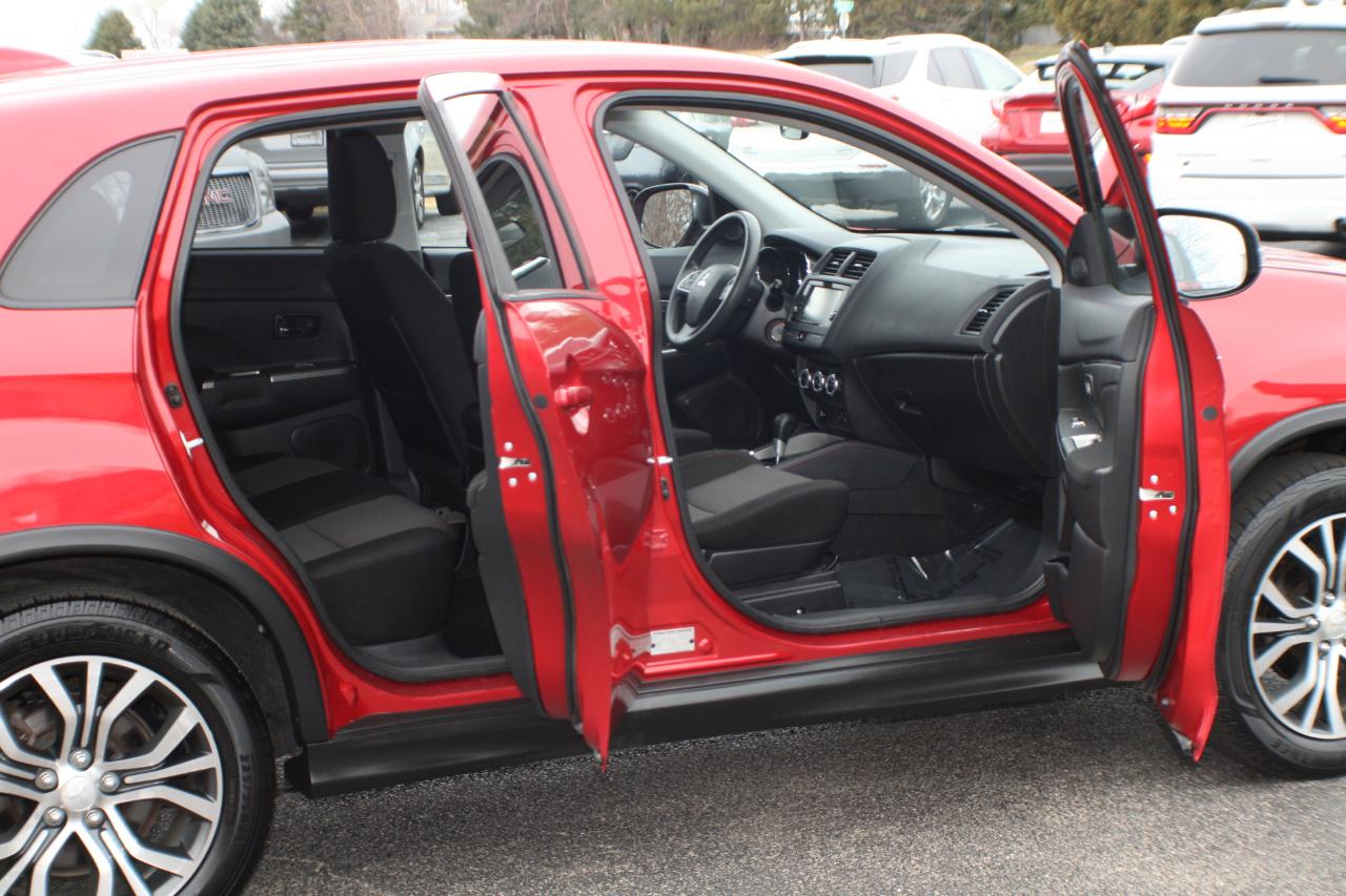 Mitsubishi Outlander Sport 2.0 ES 5M 2018