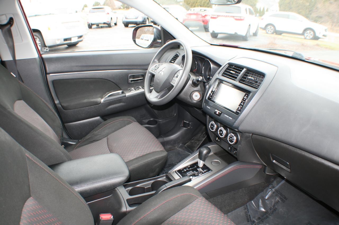 Mitsubishi Outlander Sport 2.0 ES 5M 2018