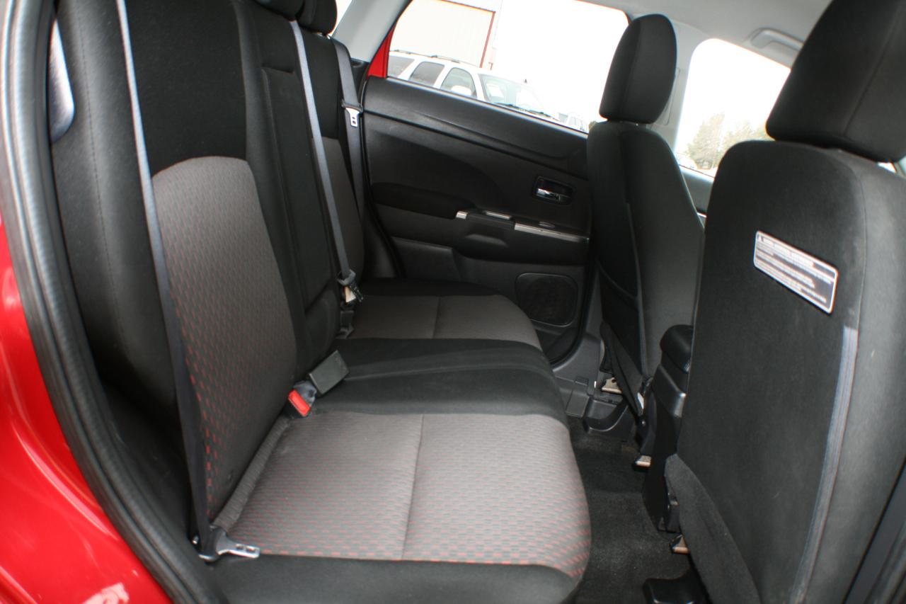 Mitsubishi Outlander Sport 2.0 ES 5M 2018