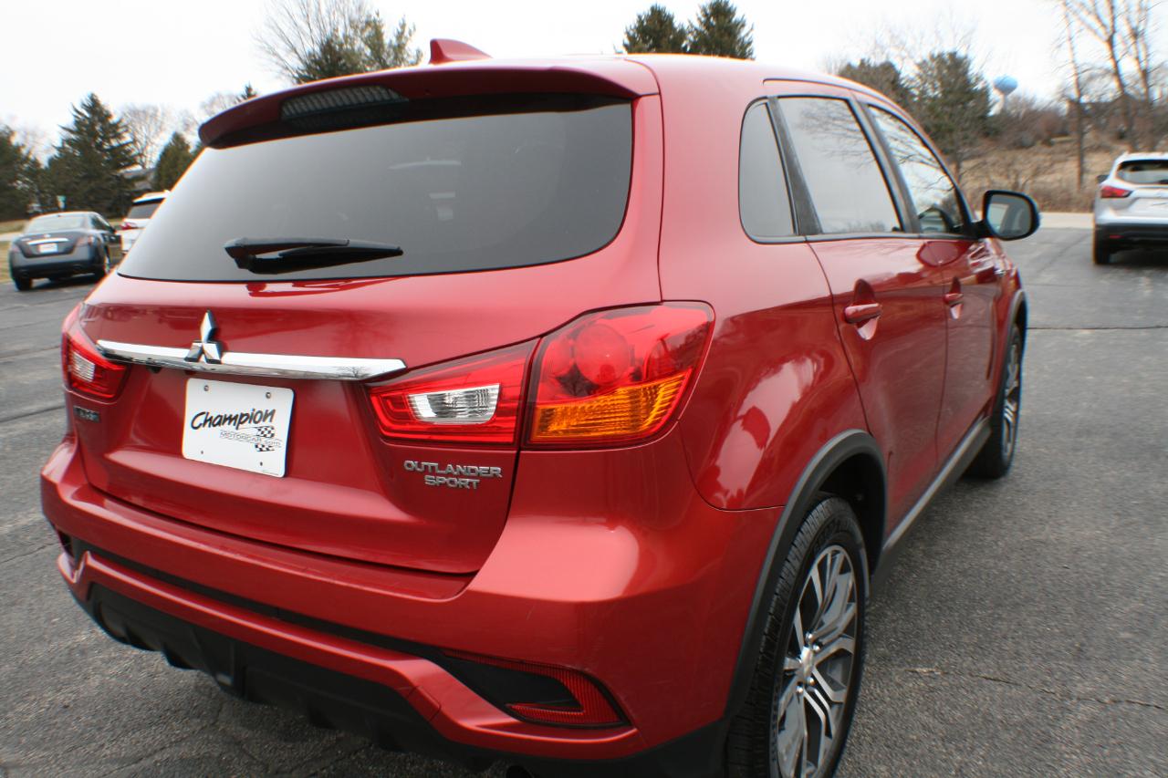 Mitsubishi Outlander Sport 2.0 ES 5M 2018