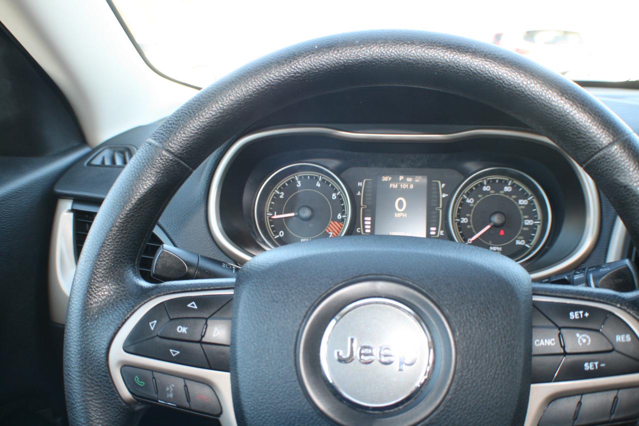 Jeep Cherokee Sport FWD 2014