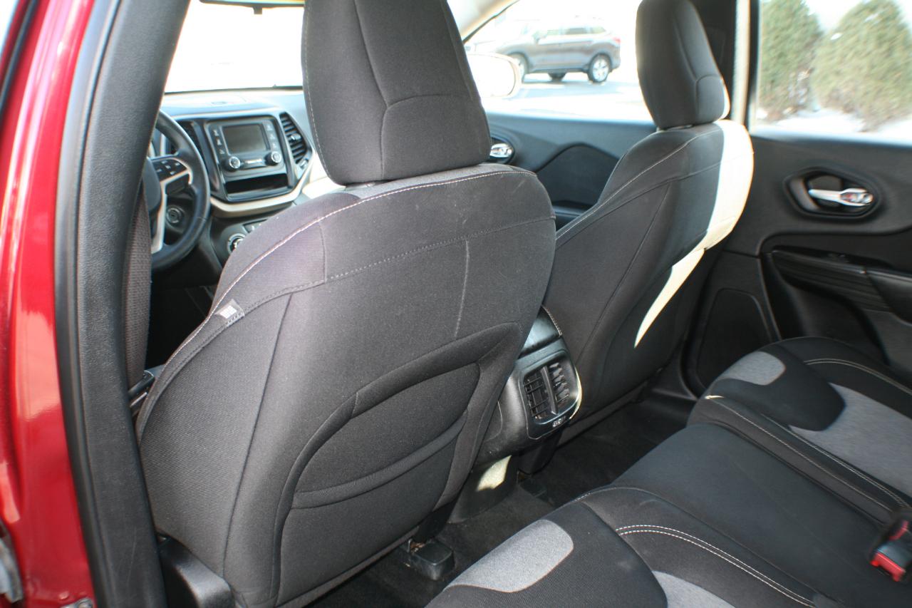 Jeep Cherokee Sport FWD 2014