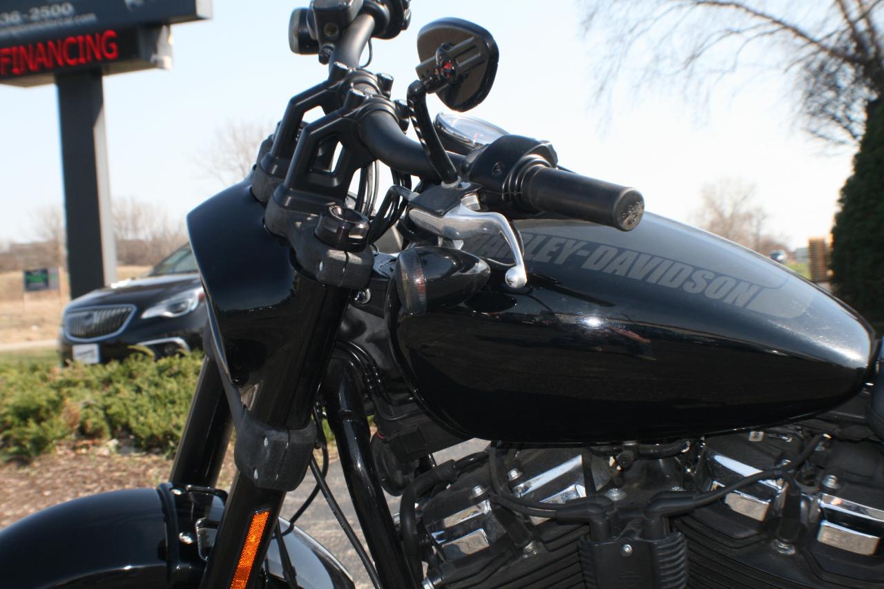 Harley-Davidson FXFBS Fat Bob 114  2020