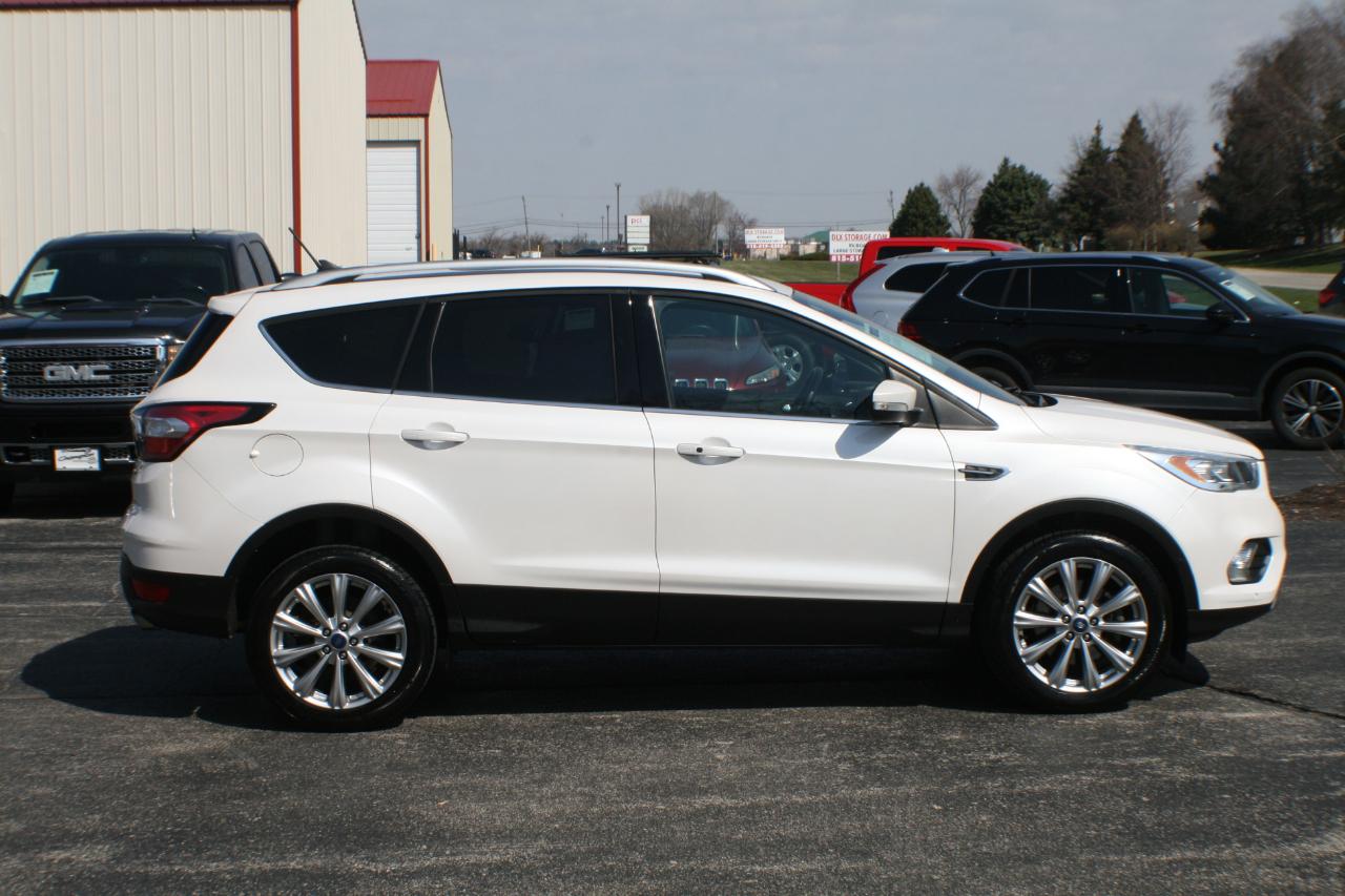 Ford Escape Titanium 4WD 2018