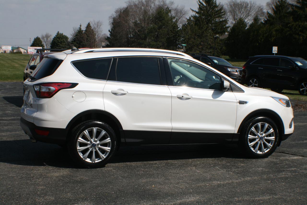 Ford Escape Titanium 4WD 2018