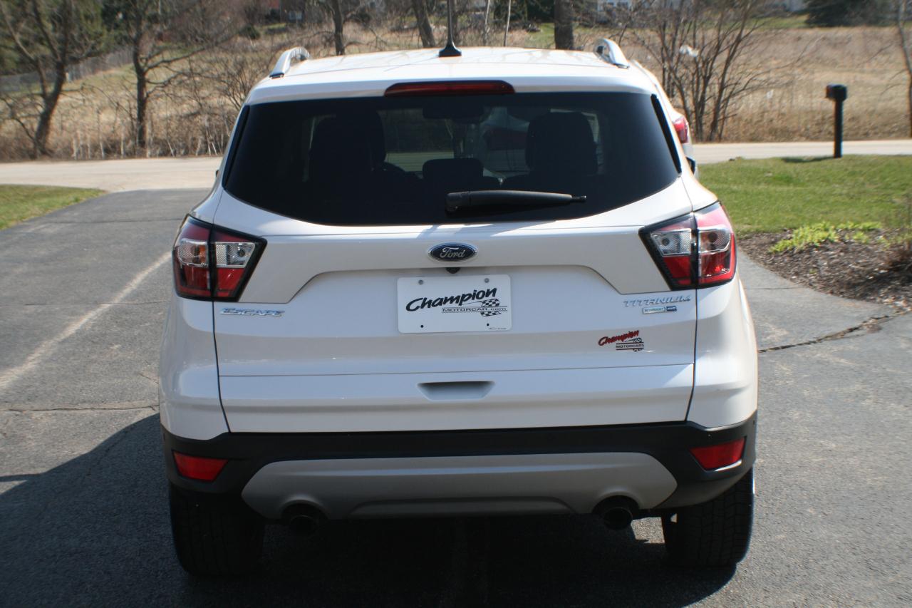 Ford Escape Titanium 4WD 2018