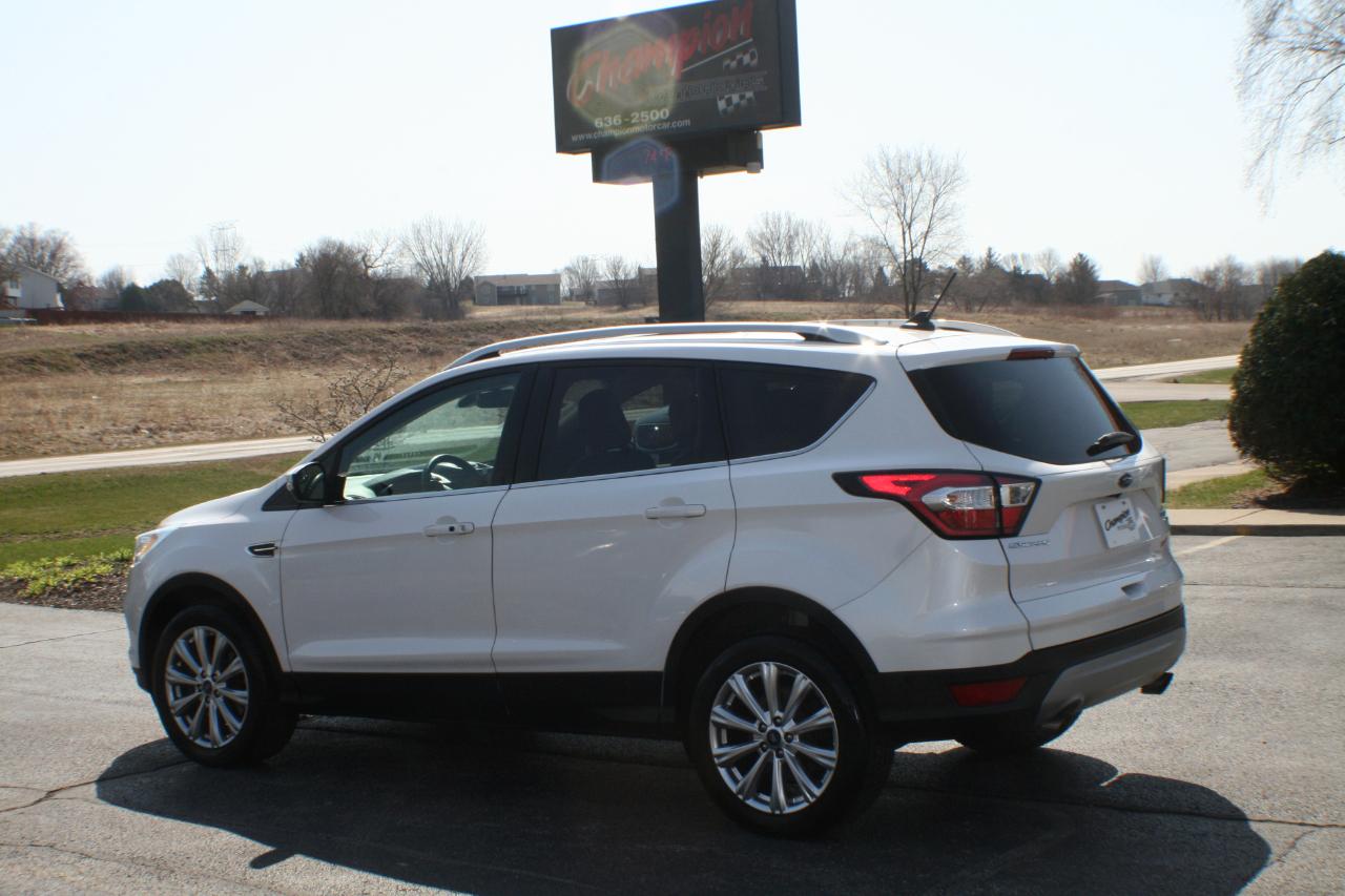 Ford Escape Titanium 4WD 2018