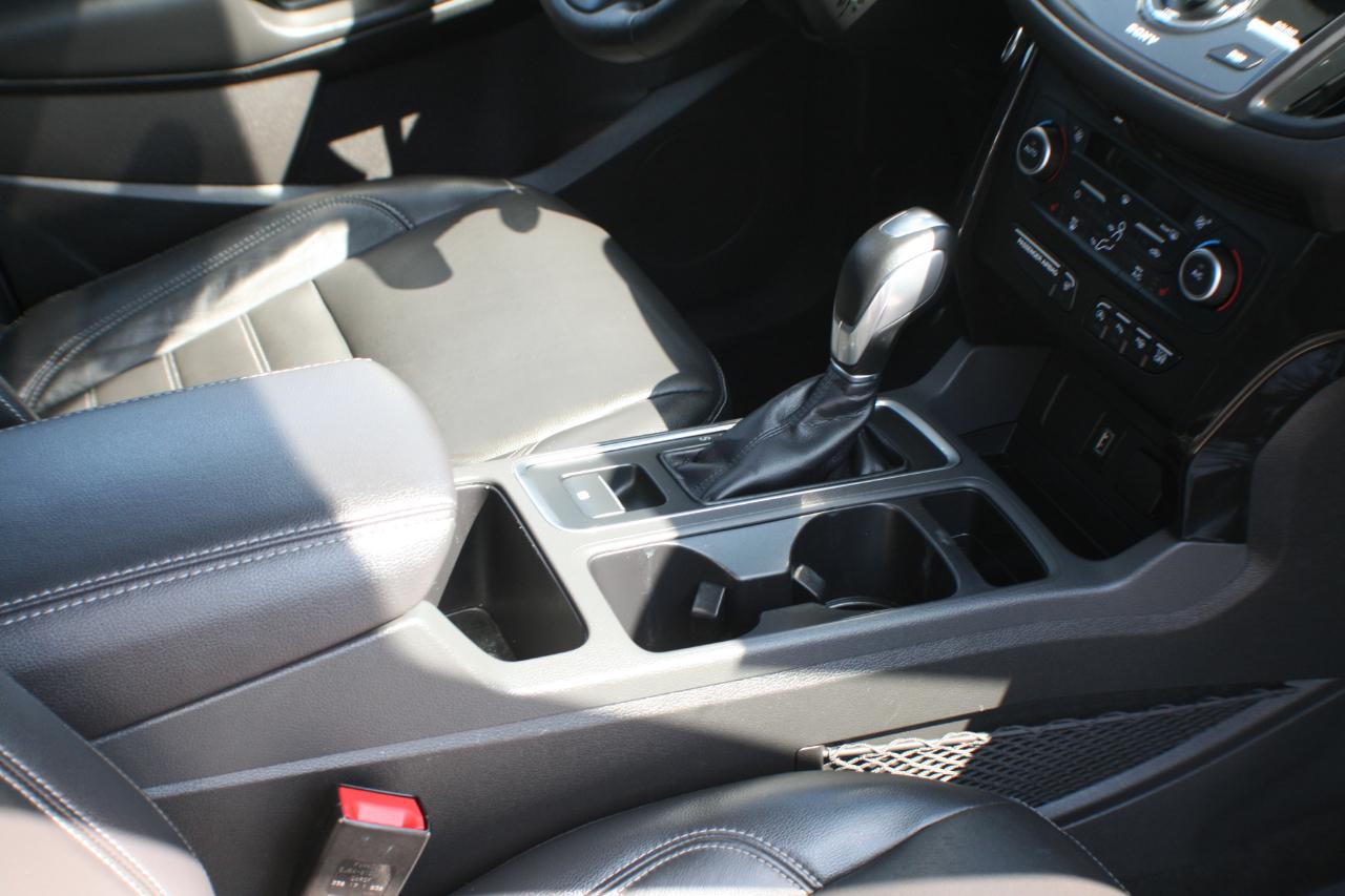 Ford Escape Titanium 4WD 2018