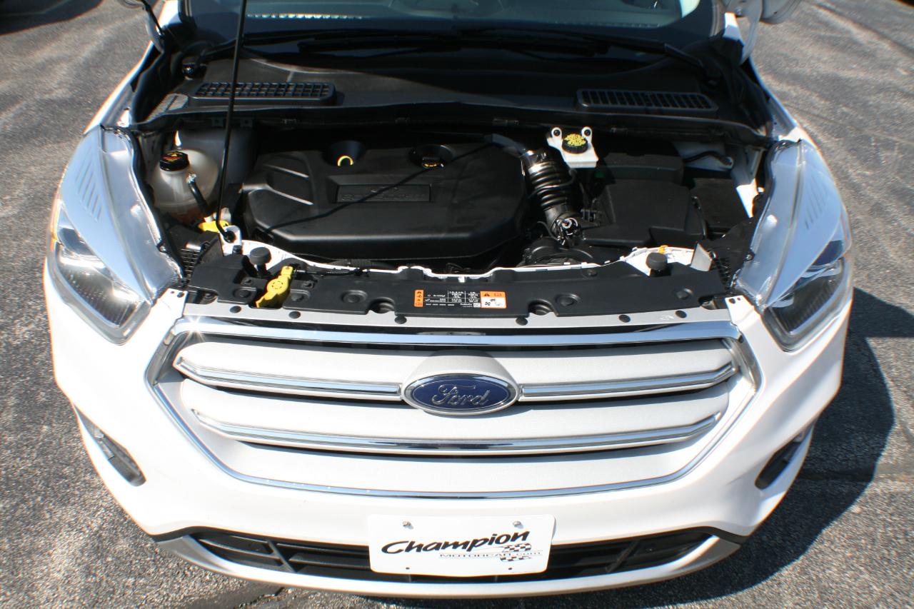 Ford Escape Titanium 4WD 2018
