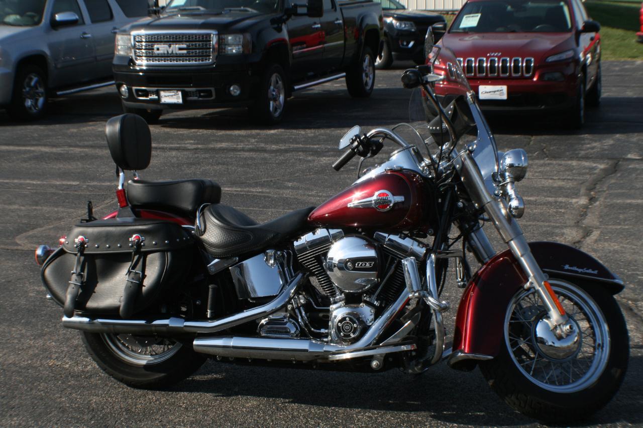 Harley-Davidson FLSTC103  2017