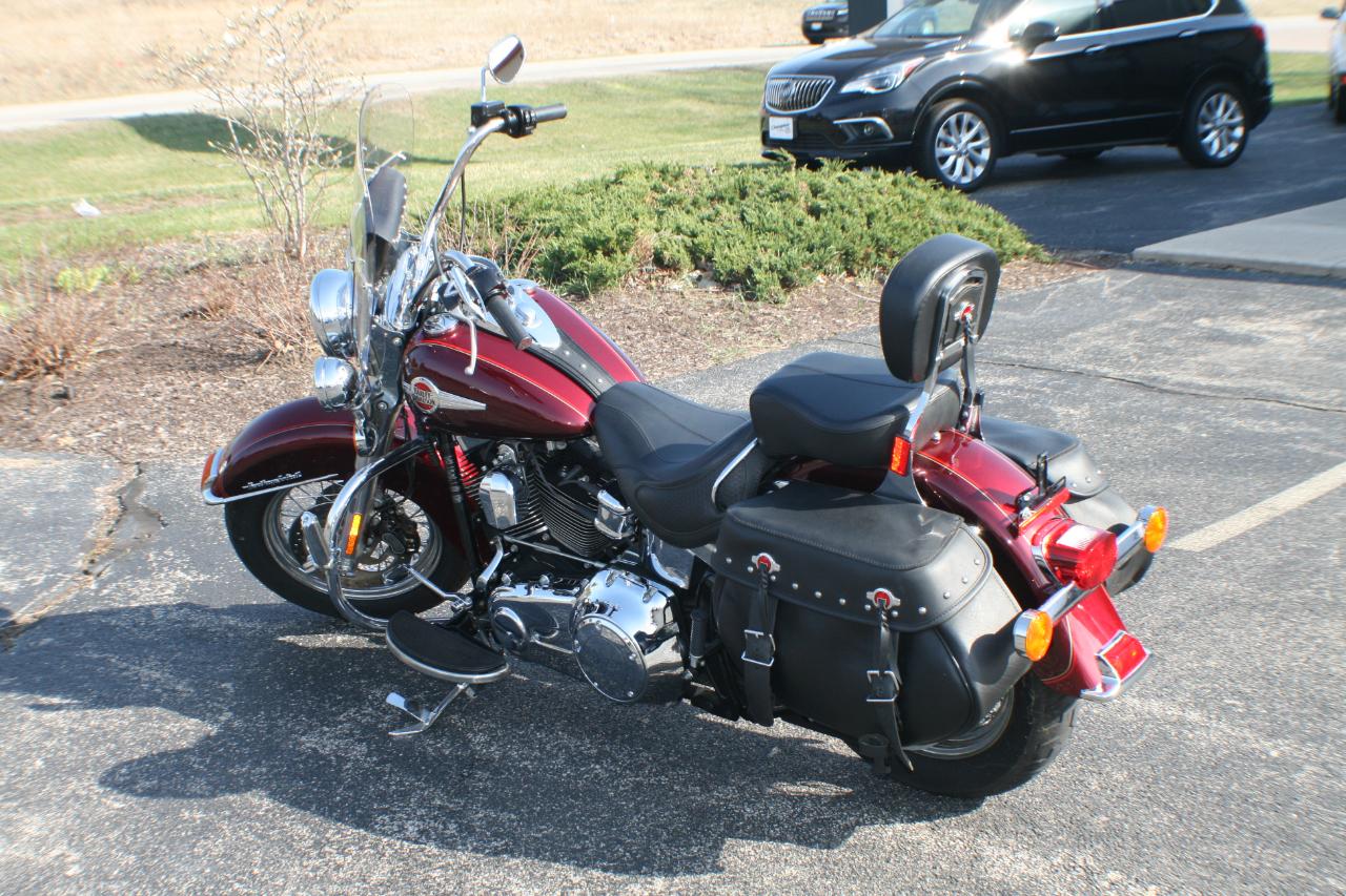 Harley-Davidson FLSTC103  2017