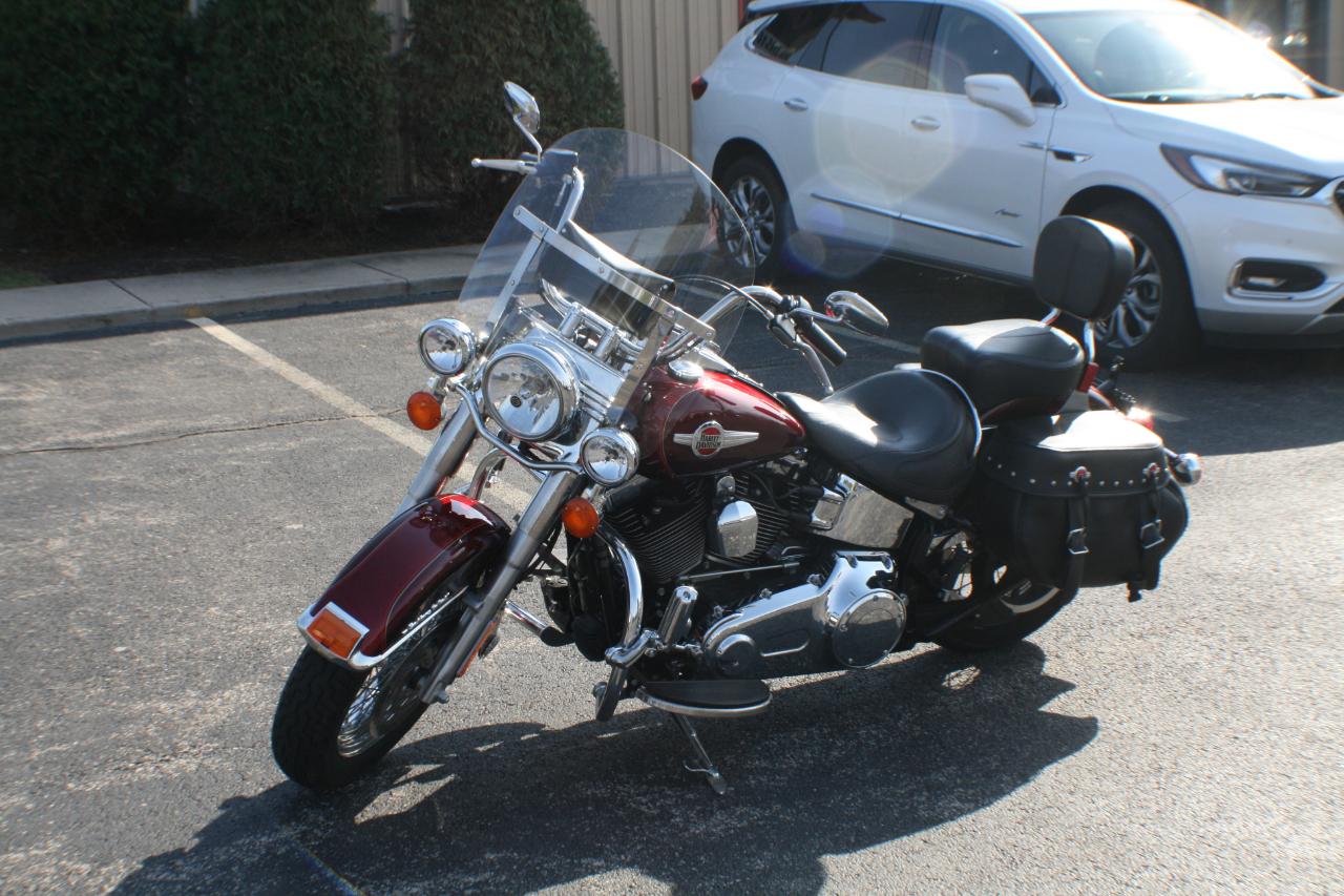 Harley-Davidson FLSTC103  2017