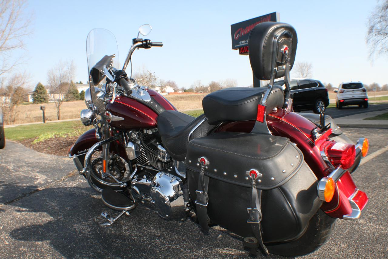 Harley-Davidson FLSTC103  2017