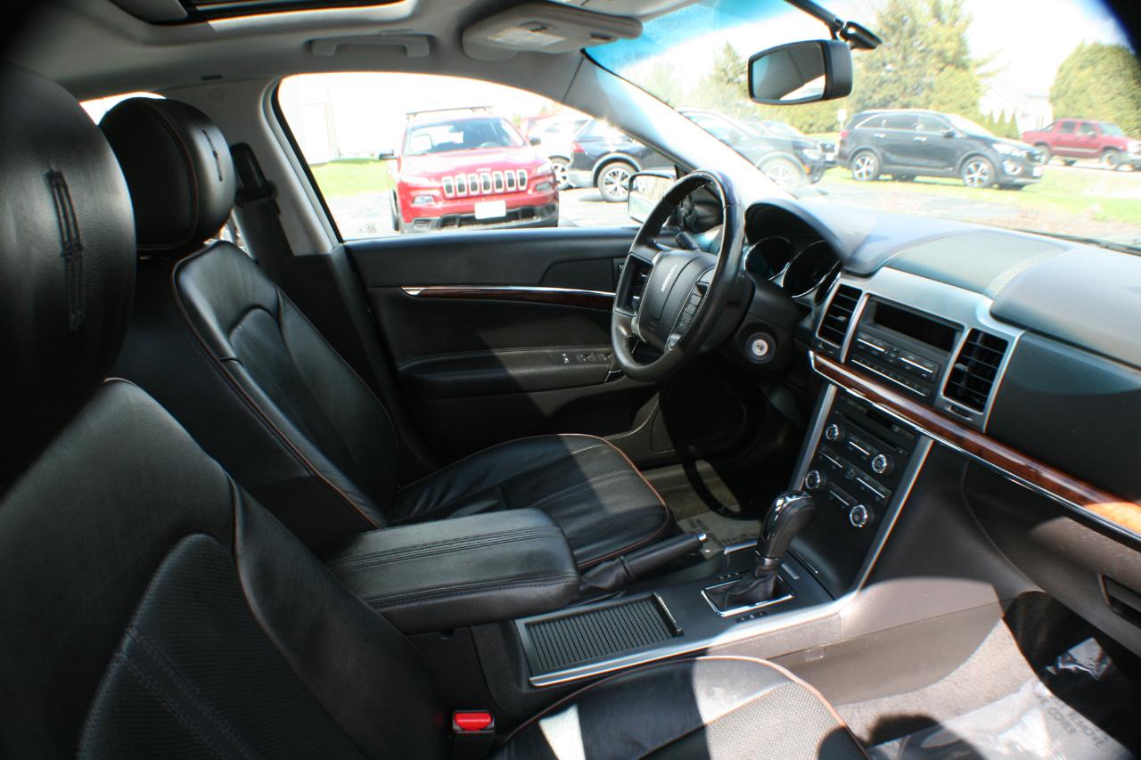 Lincoln MKZ FWD 2012