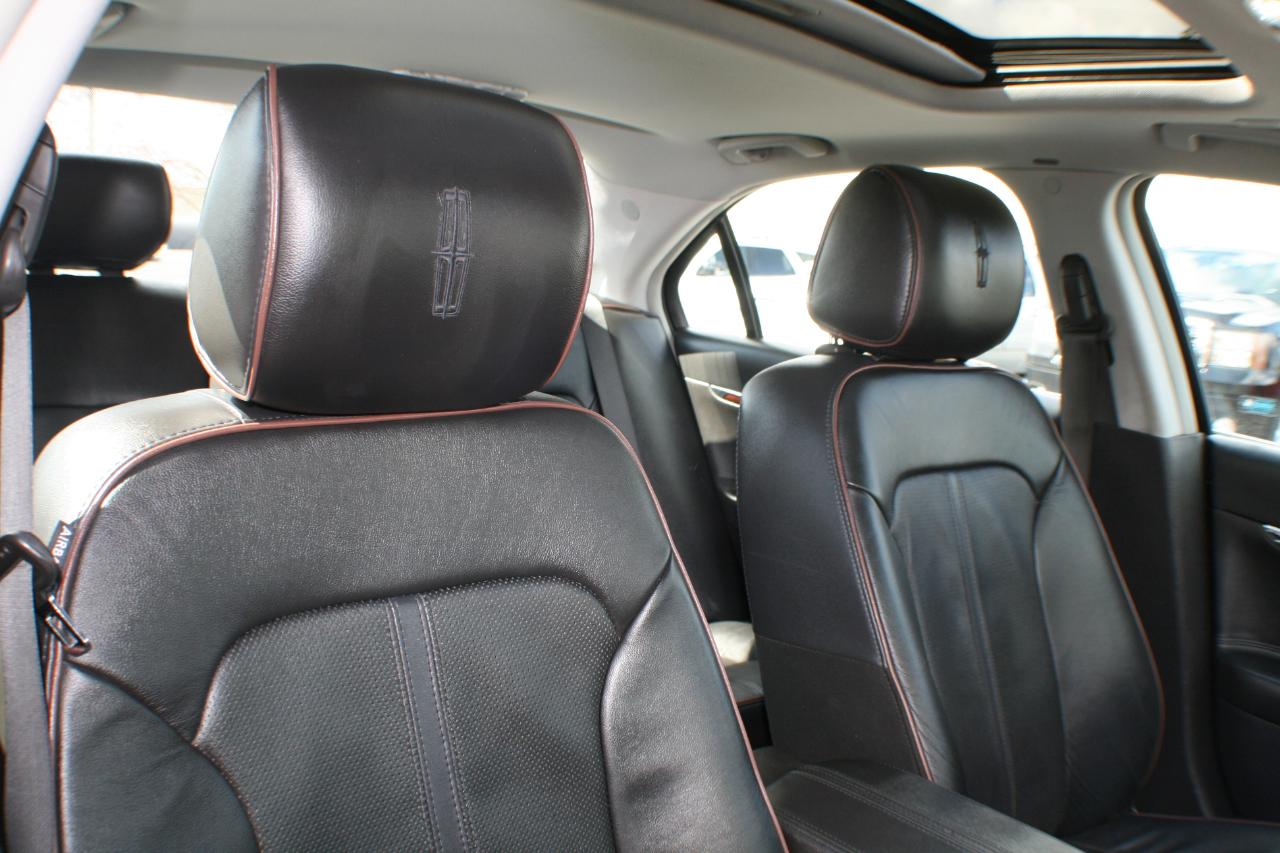 Lincoln MKZ FWD 2012