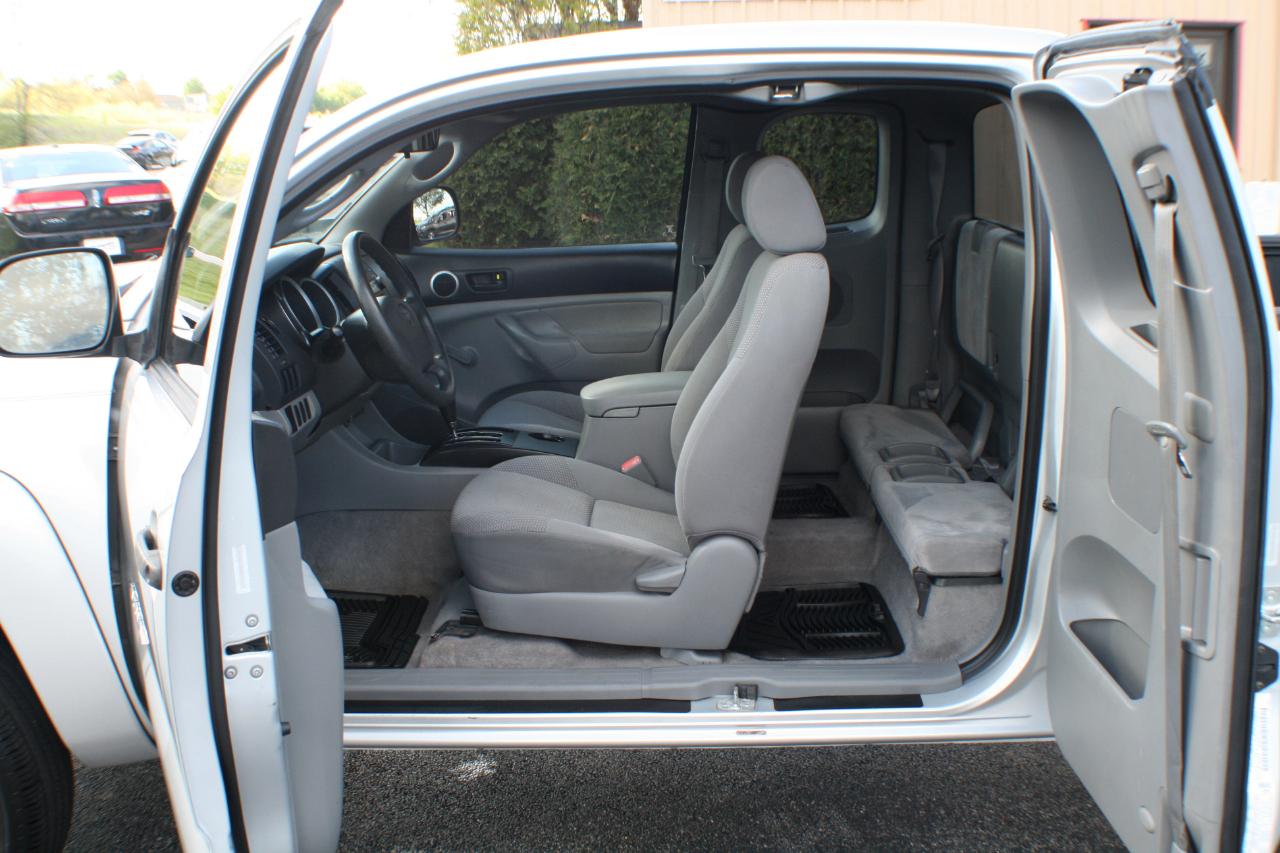 Toyota Tacoma PreRunner Access Cab V6 2WD 2006