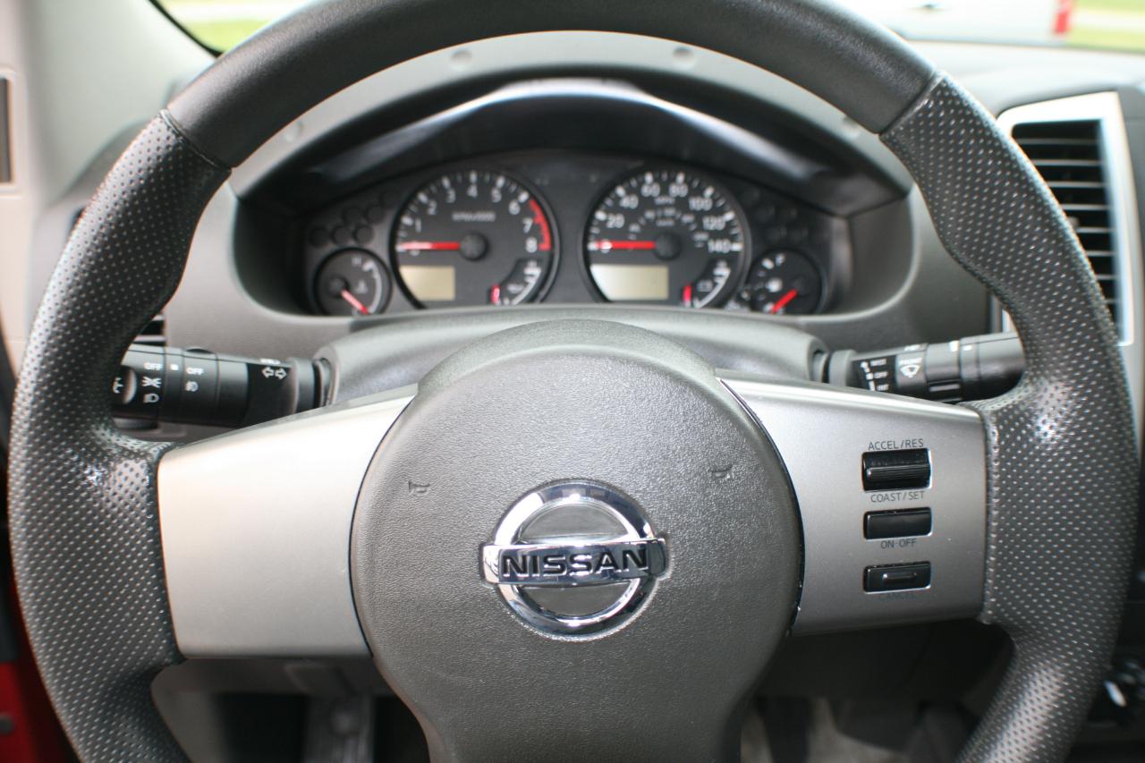 Nissan Frontier SV V6 King Cab 4WD 2012