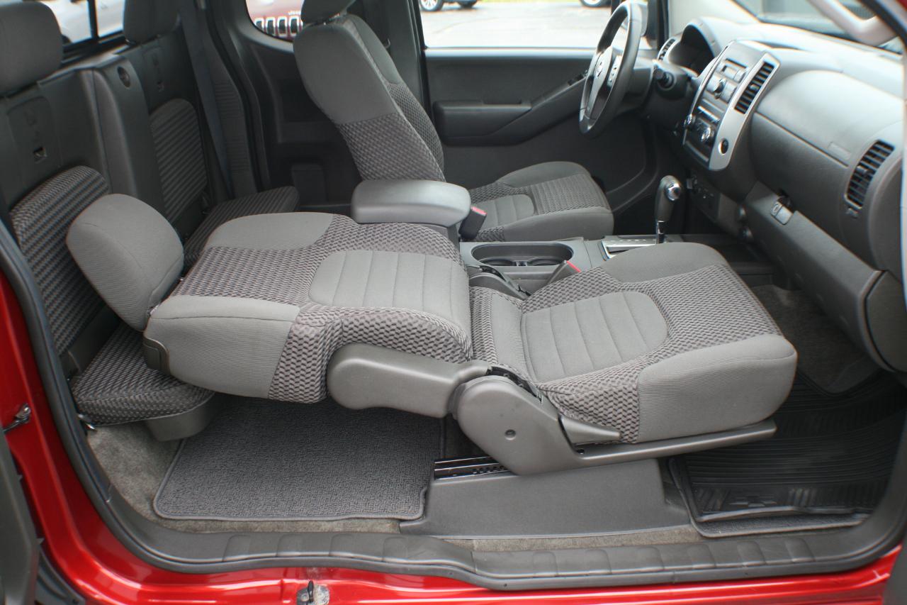 Nissan Frontier SV V6 King Cab 4WD 2012